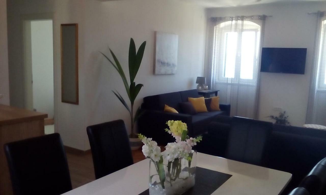 Apartments Nina Riva Kaštela Exteriér fotografie